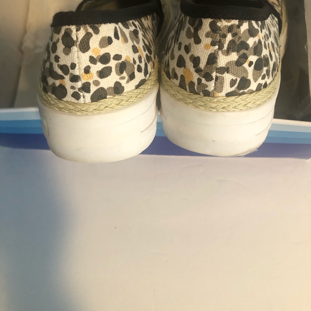Tommy Bahama Leopard sneakers - Picture 6 of 13